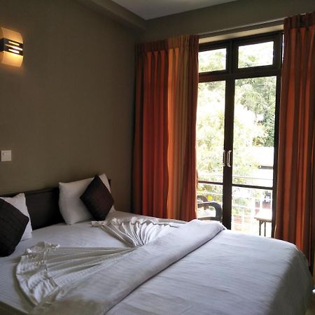 Ella Rock House Hotel Екстериор снимка