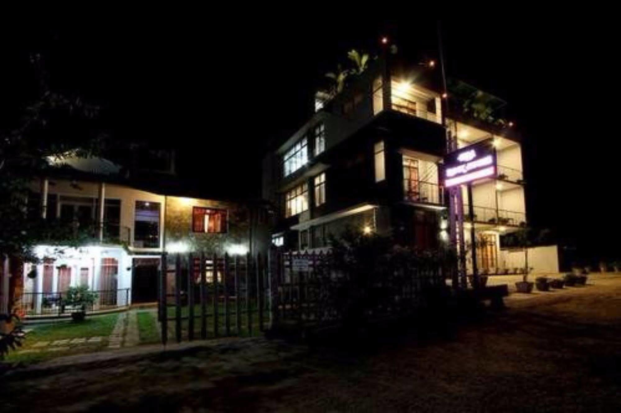 Ella Rock House Hotel Екстериор снимка